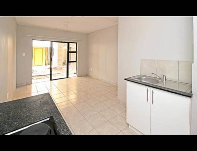 2 BEDROOM PROPERTY TO RENT IN GROBLERPARK